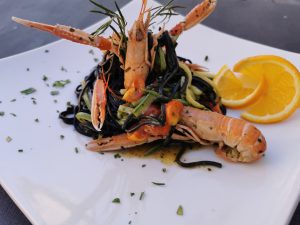 Tagliolini Scampi e Crema di Zucchine 